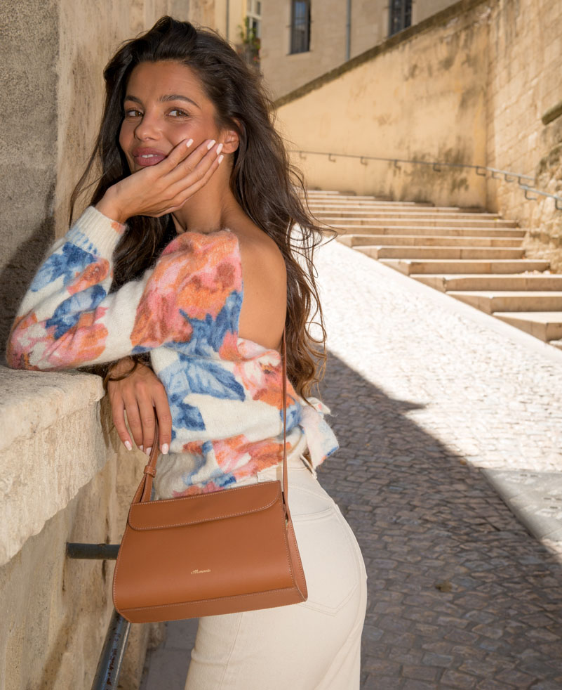 Le-singulier-marron6 Sac à bandoulière en camel - Le singulier