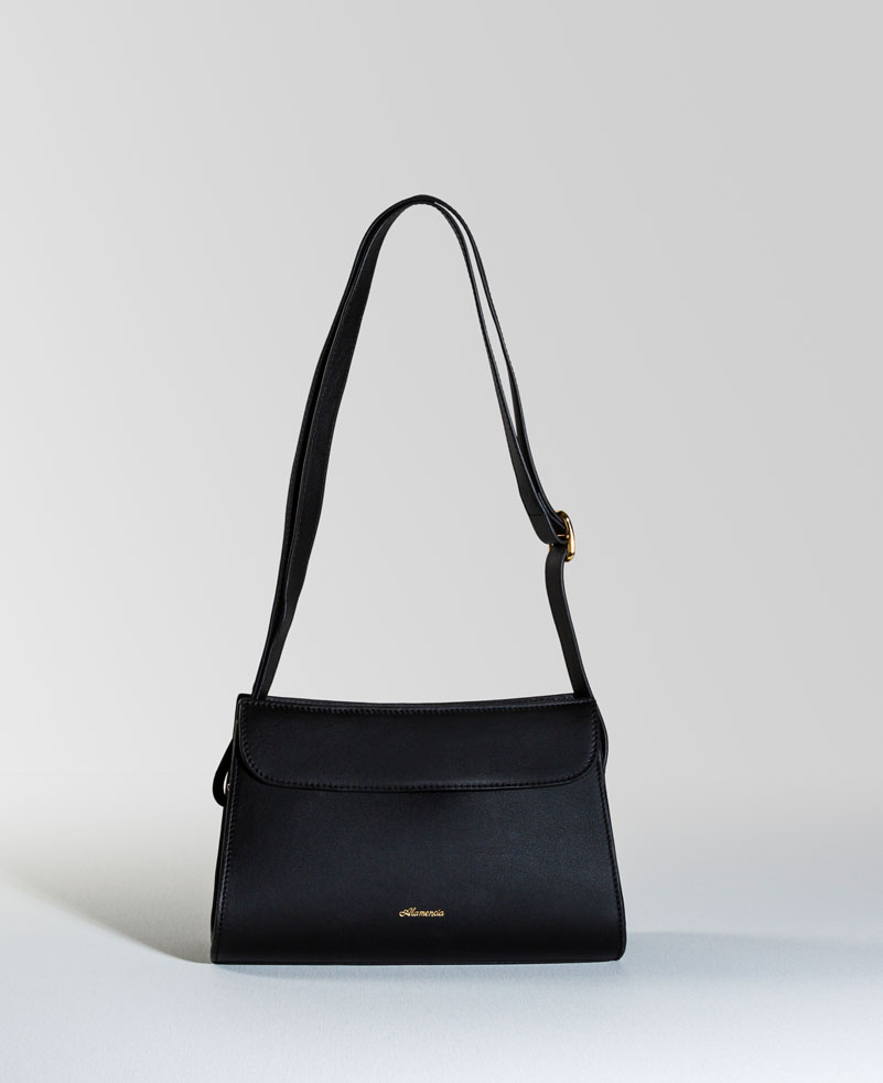 Le-singulier-noir Sac à bandoulière en noir - Le singulier