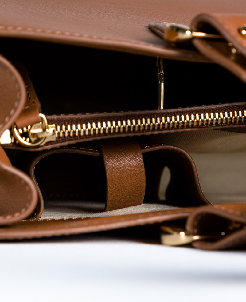 L-elegant-marron4 Sac cabas en cuir camel - L’élégant