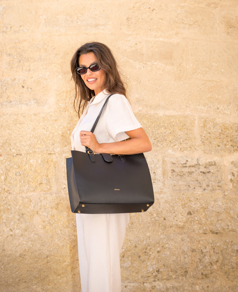 L-elegant-noir5 Sac cabas en cuir noir - L’élégant